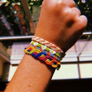 FRIENDSHIP BRACELET PACK